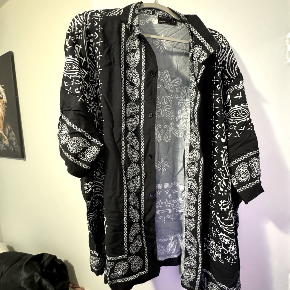 ASOS Men’s 3XL Black Bandana Button Up
